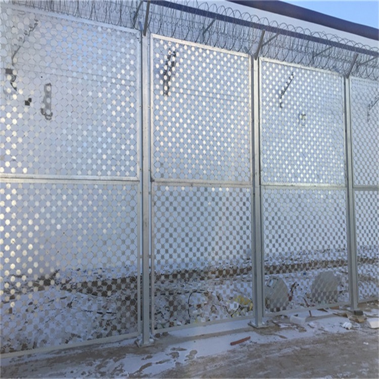 監獄圍墻加高網圖片4 監獄圍墻加高網圖片4